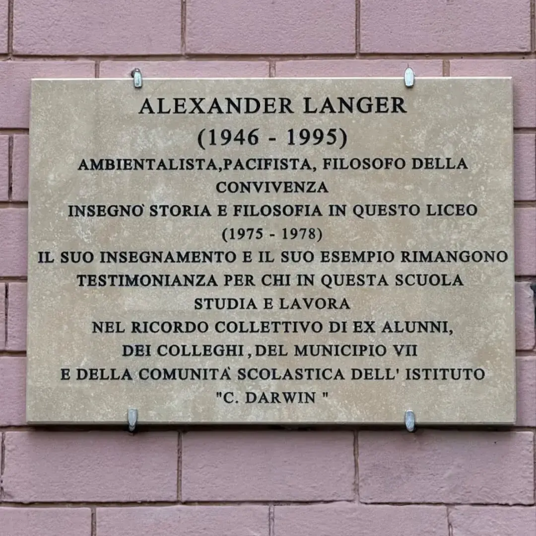 Targa commemorativa incisa — Targhe e incisioni