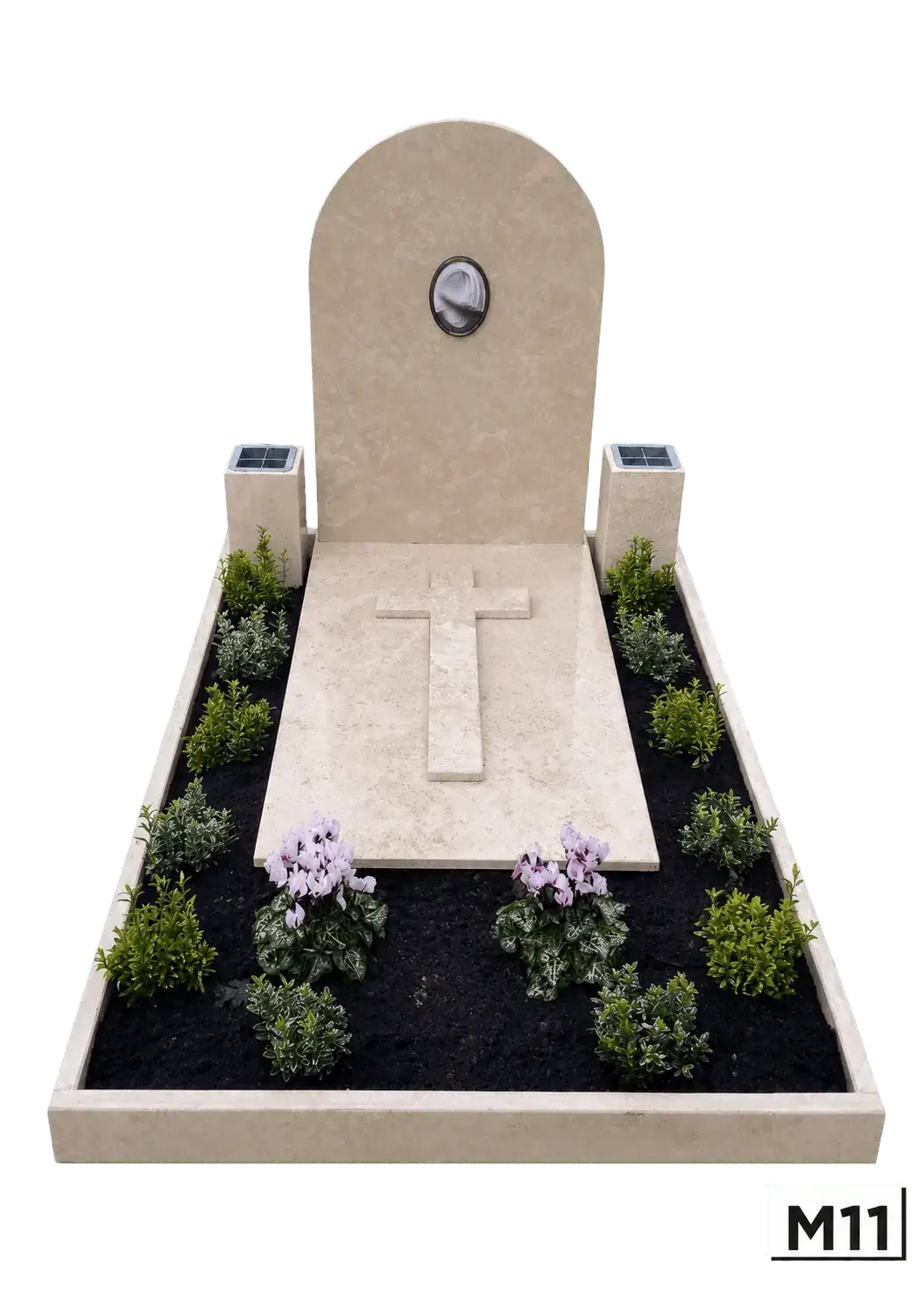 Monumentino con stele ad arco e croce incisa — Travertino