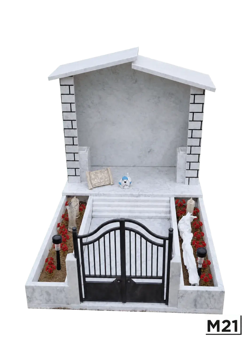 Monumentino a cappella con cancello — Bianco Carrara